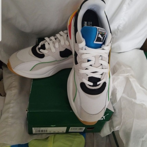 Puma Sneakers - Picture 6 of 8